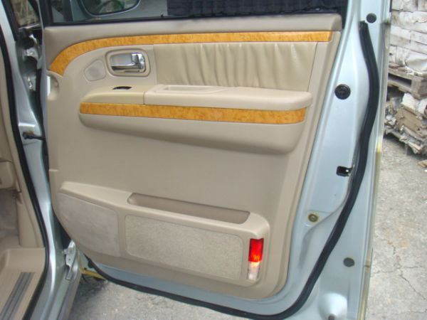 NISSAN Q-RV 照片4