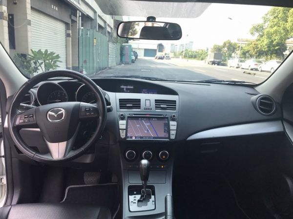 Mazda3 4D 稀有釋出 車況綿 照片2