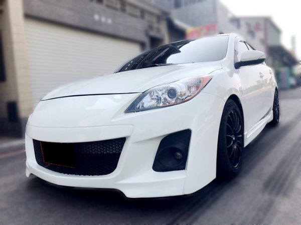 Mazda3 4D 稀有釋出 車況綿 照片5