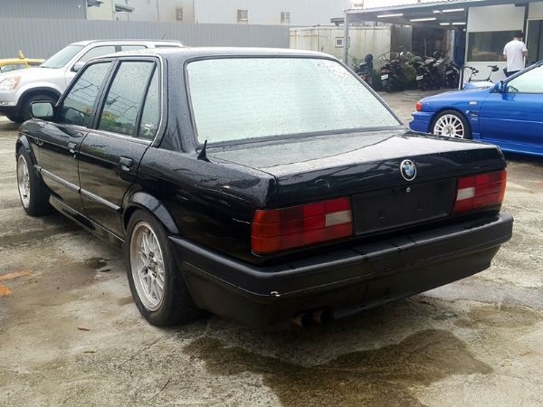 經典老車 318i E30 原廠手排 照片2