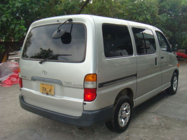 TOYOTA HIACE 照片2