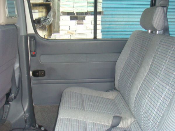 TOYOTA HIACE 照片9