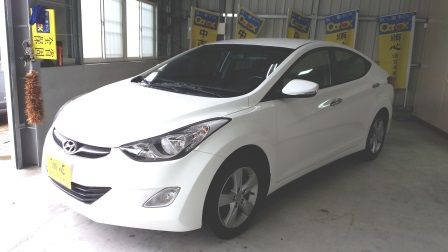 現代 2013 ELANTRA 1.8  照片1