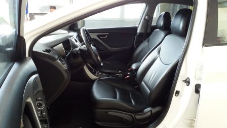 現代 2013 ELANTRA 1.8  照片3