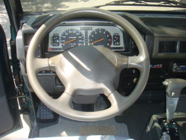 MITSUBISHI DELICA 照片6