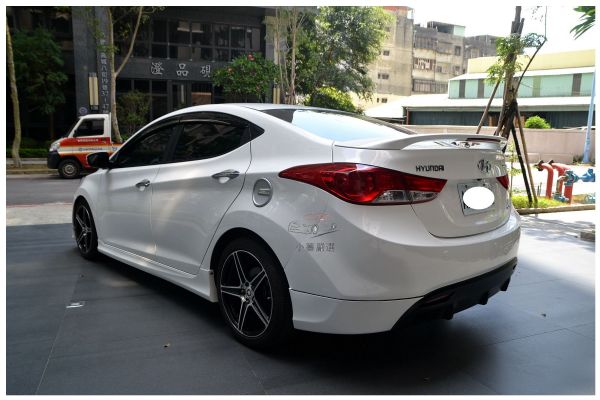 2013年 ELANTRA 頂級/一手車 照片8