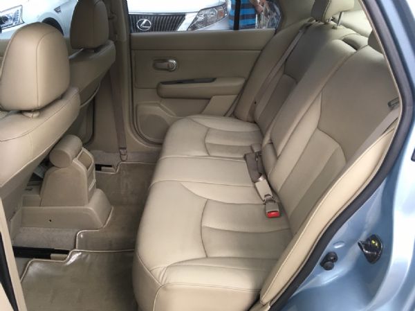 NISSAN TIIDA 4D 極品跑少 照片7