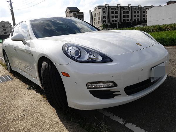 『小凱嚴選』3500交車Panamera 照片3