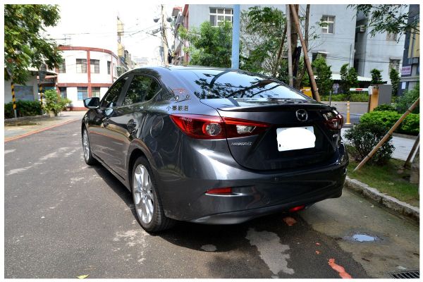 2015年魂動Mazda3 4D頂級配備 照片8