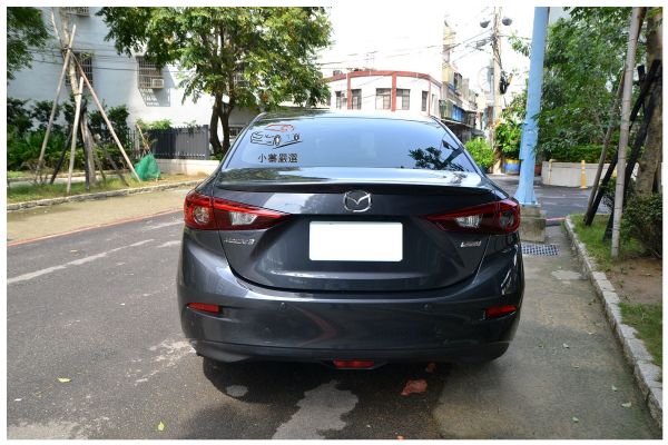 2015年魂動Mazda3 4D頂級配備 照片9