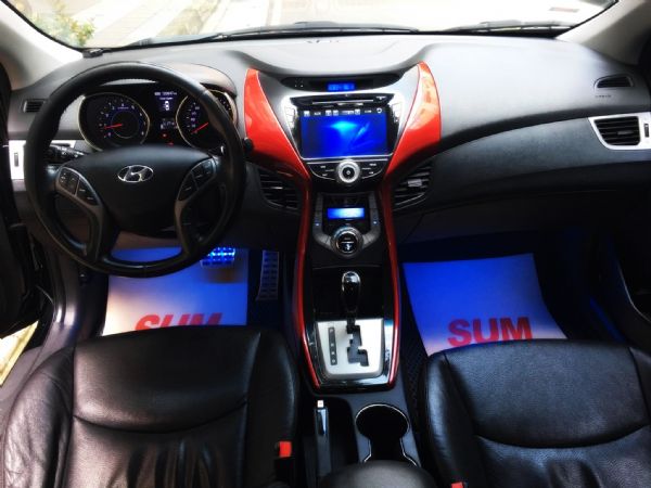 2013 極光 ELANTRA 1.8 照片4