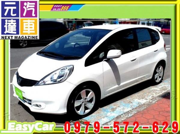 2012年 本田 FIT 白 27萬 照片1