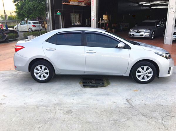 2014年 豐田 ALTIS 照片3