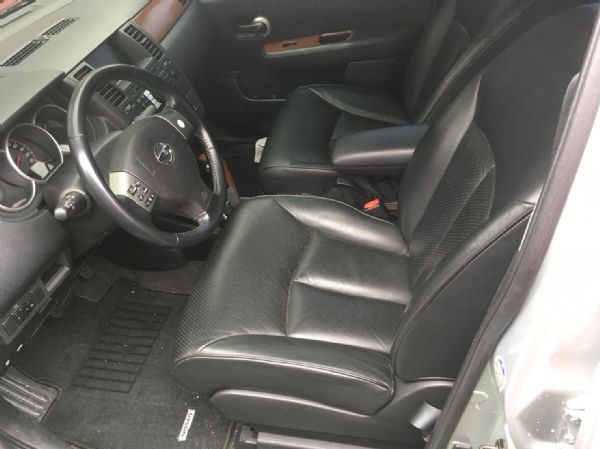 NISSAN TIIDA 4D 1.8L 照片5