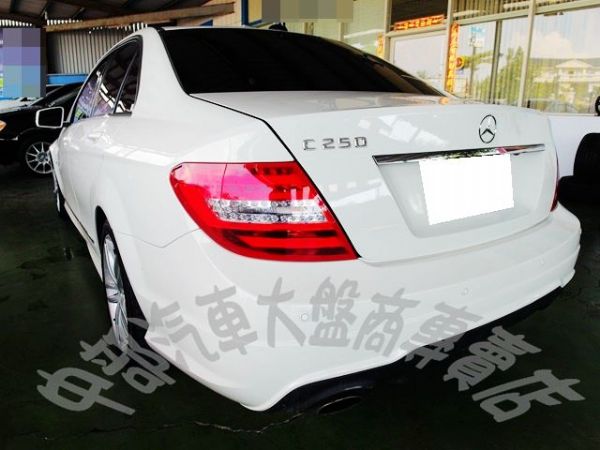 2010年 賓士 C250 白 70萬 照片10