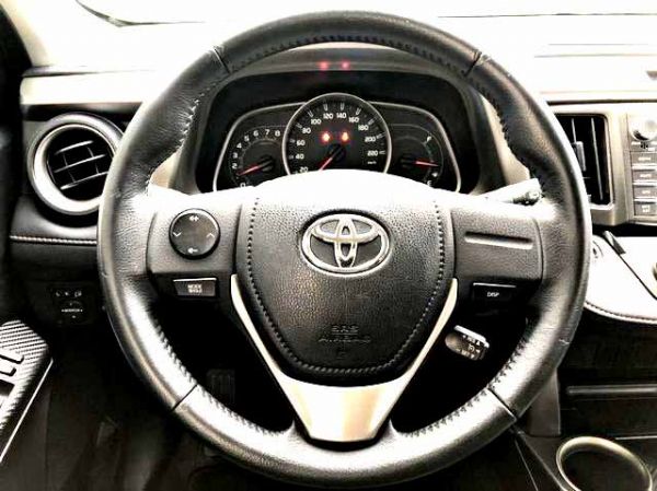 2015年 RAV4 白 50萬 照片5