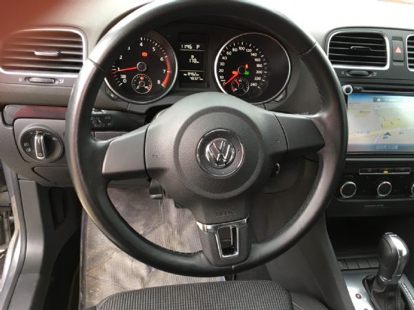 VW GOLF 頂級1.6 極品跑少! 照片8