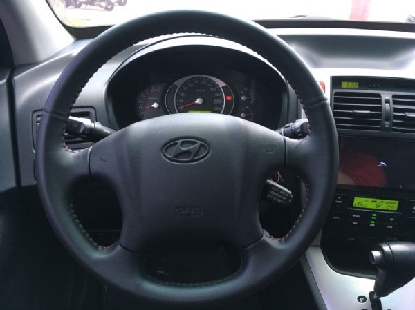 HYUNDAI TUCSON 頂級 柴油 照片10