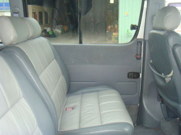 TOYOTA HIACE 照片9