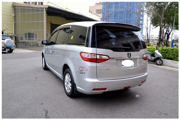 2010年7 MPV 七人座 照片8