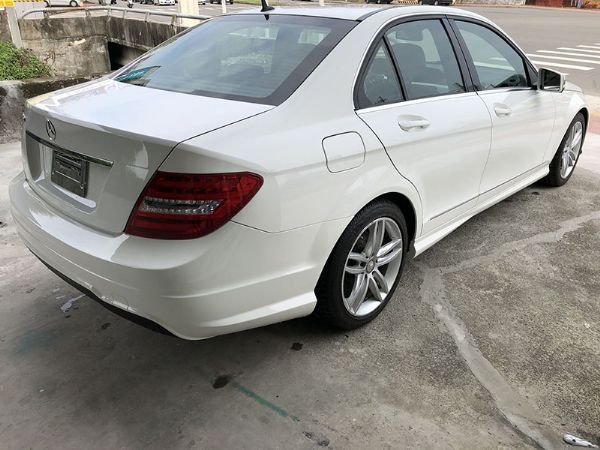 賓士W204 C250 未領牌 大漢汽車 照片4