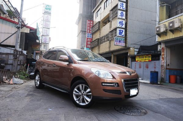 2010 LUXGEN SUV 七人座 照片3