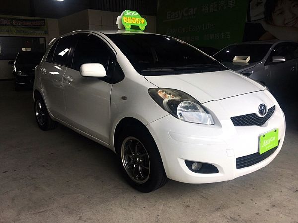 2012年 YARIS 1.5小鴨鴨 照片2