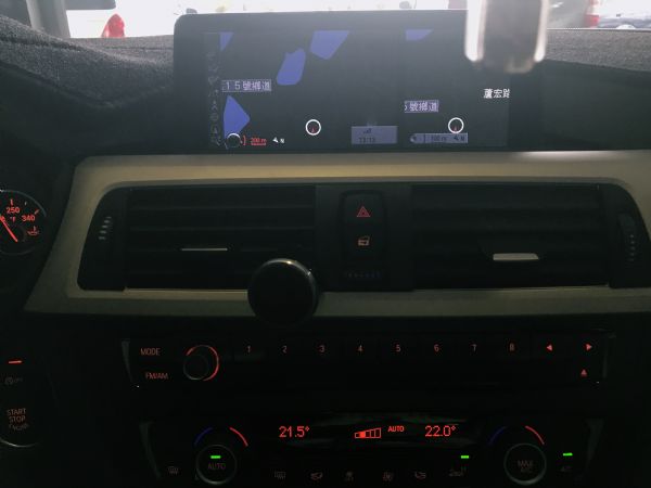 2013年 328I 照片10
