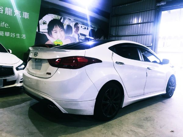 2012年 ELANTRA 照片3