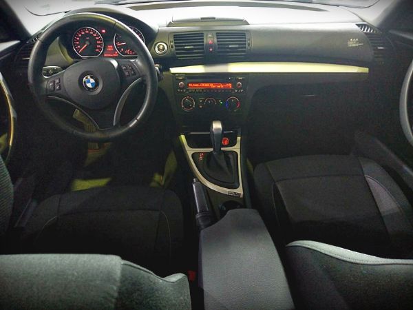 BMW 11年 118i 照片5