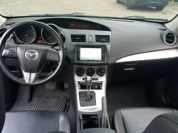 2010年 MAZDA3 1.6黑 照片7