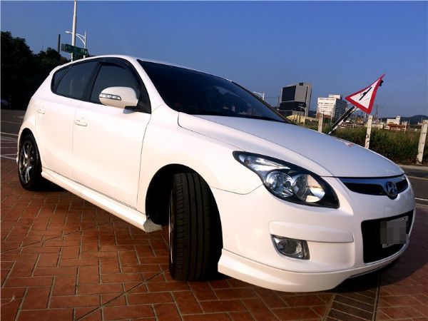 2012年 I30 1.6白 照片2