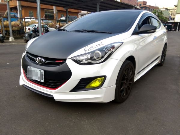 2012年 ELANTRA 1.8白 照片2