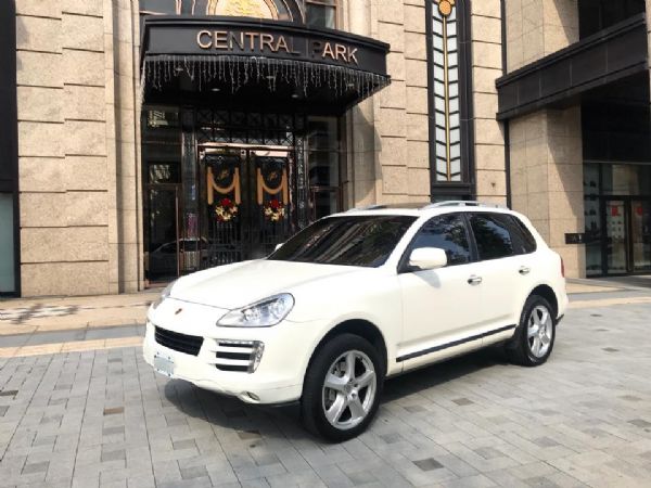 Porsche Cayenne 4.8S 照片1