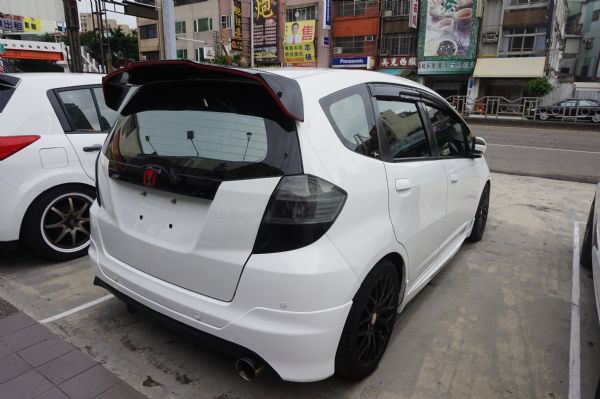  2011 FIT 中都汽車 照片4