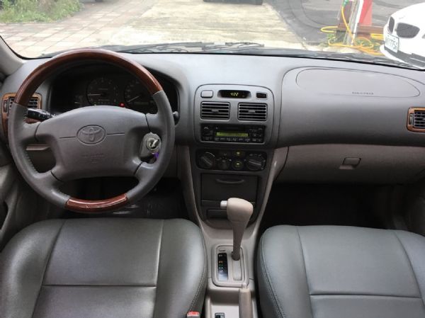 TOYOTA COROLLA 1.8 照片7