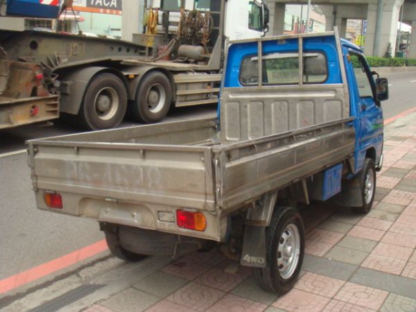 MITSUBISHI VERYCA 照片2