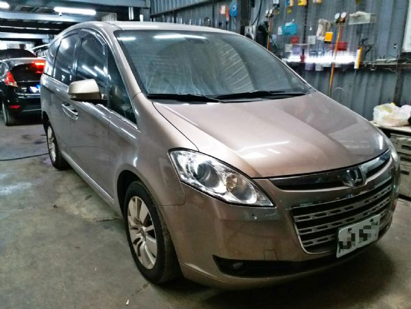 2012年納智捷MPV 2.2棕色　 照片1