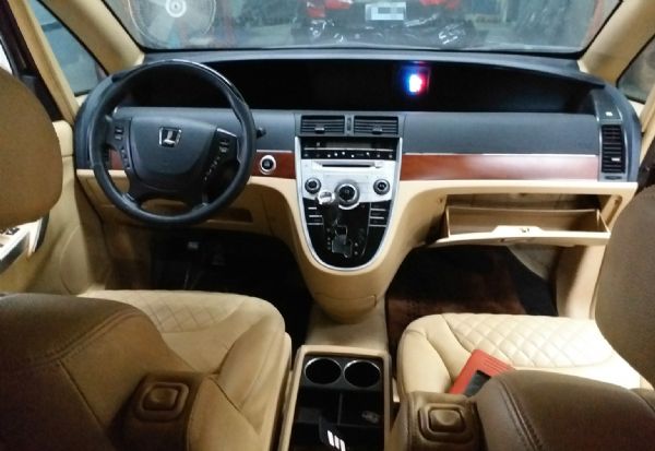 2012年納智捷MPV 2.2棕色　 照片10