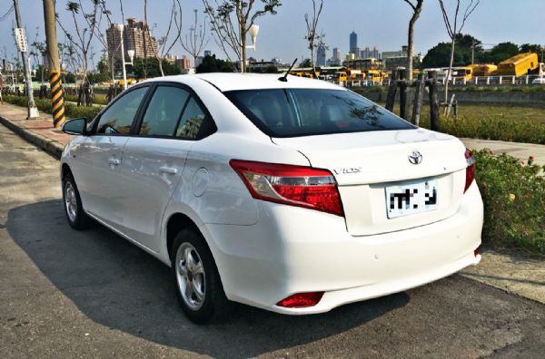 2014年豐田VIOS   1.5白色 照片2