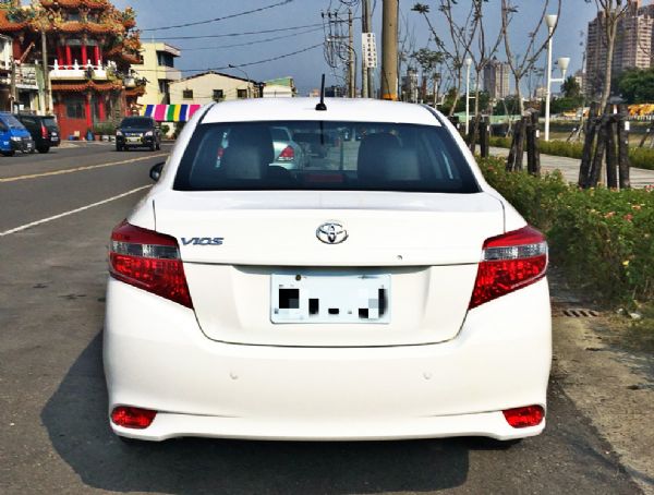 2014年豐田VIOS   1.5白色 照片4