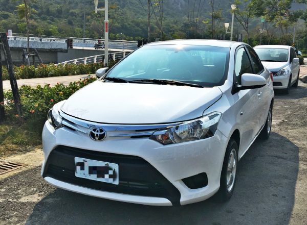 2014年豐田VIOS   1.5白色 照片5