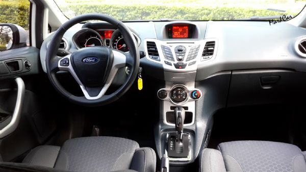 2012 FORD fiesta  照片3