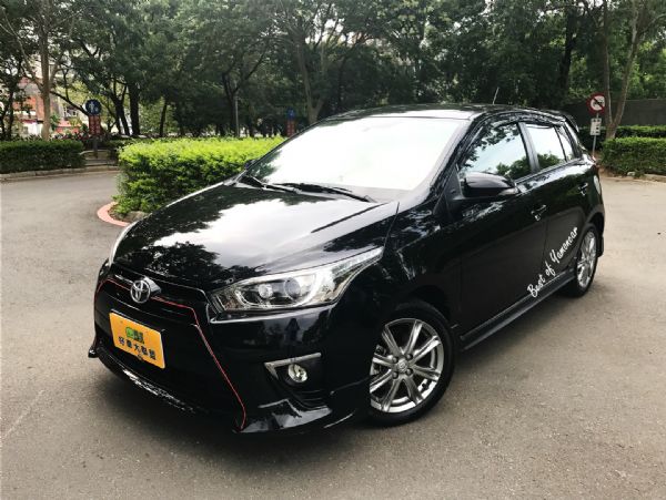 2015 TOYOTA YARIS  照片1