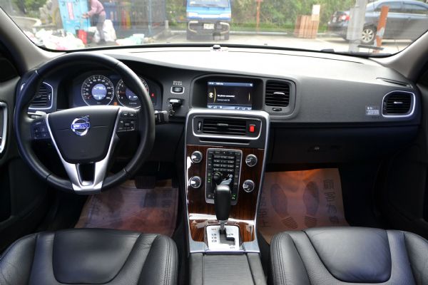 2011年S60 安全性佳 照片3