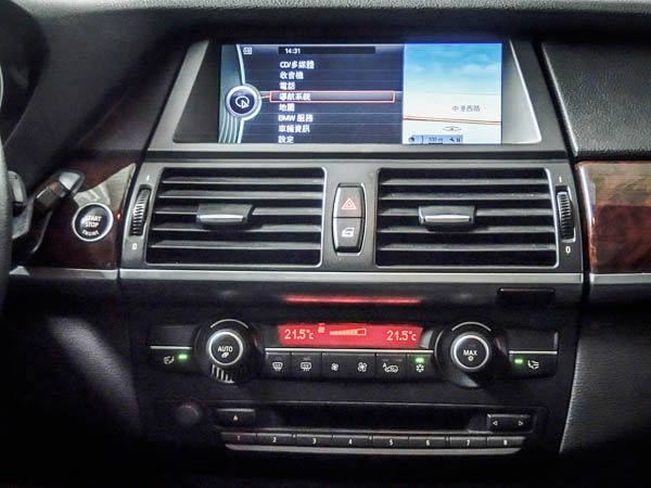 2010  X5 50I V8渦輪 照片8