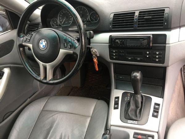 BMW 330CI 轎跑車 照片6