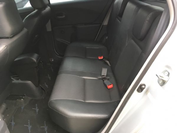 TOYOTA YARIS 1.5 G版  照片7