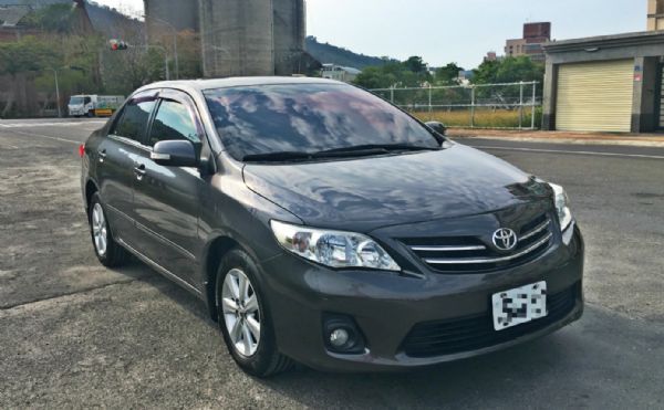 2011年阿提斯1.8灰色買車送現金 照片1