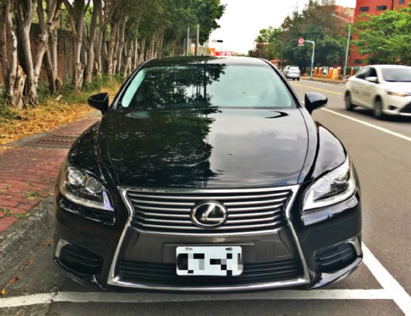 2012年凌志LS460L黑色買車送現金 照片1